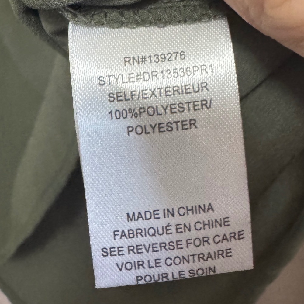 Serein Pintuck V-Neck Blouse Women Size S Olive Green Excellent Cap Sleeve Top - Picture 5 of 6